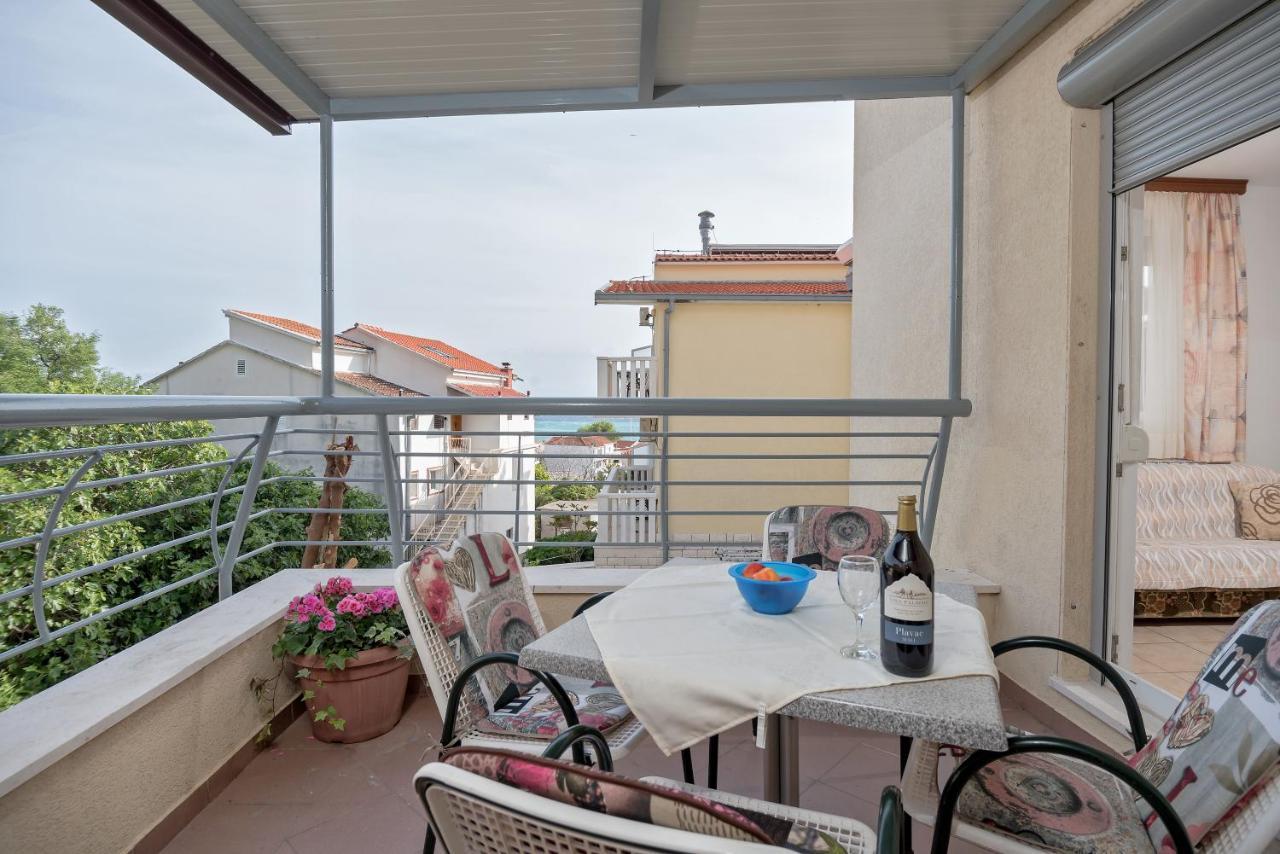 Apartmani Putnik Baska Voda Exterior photo